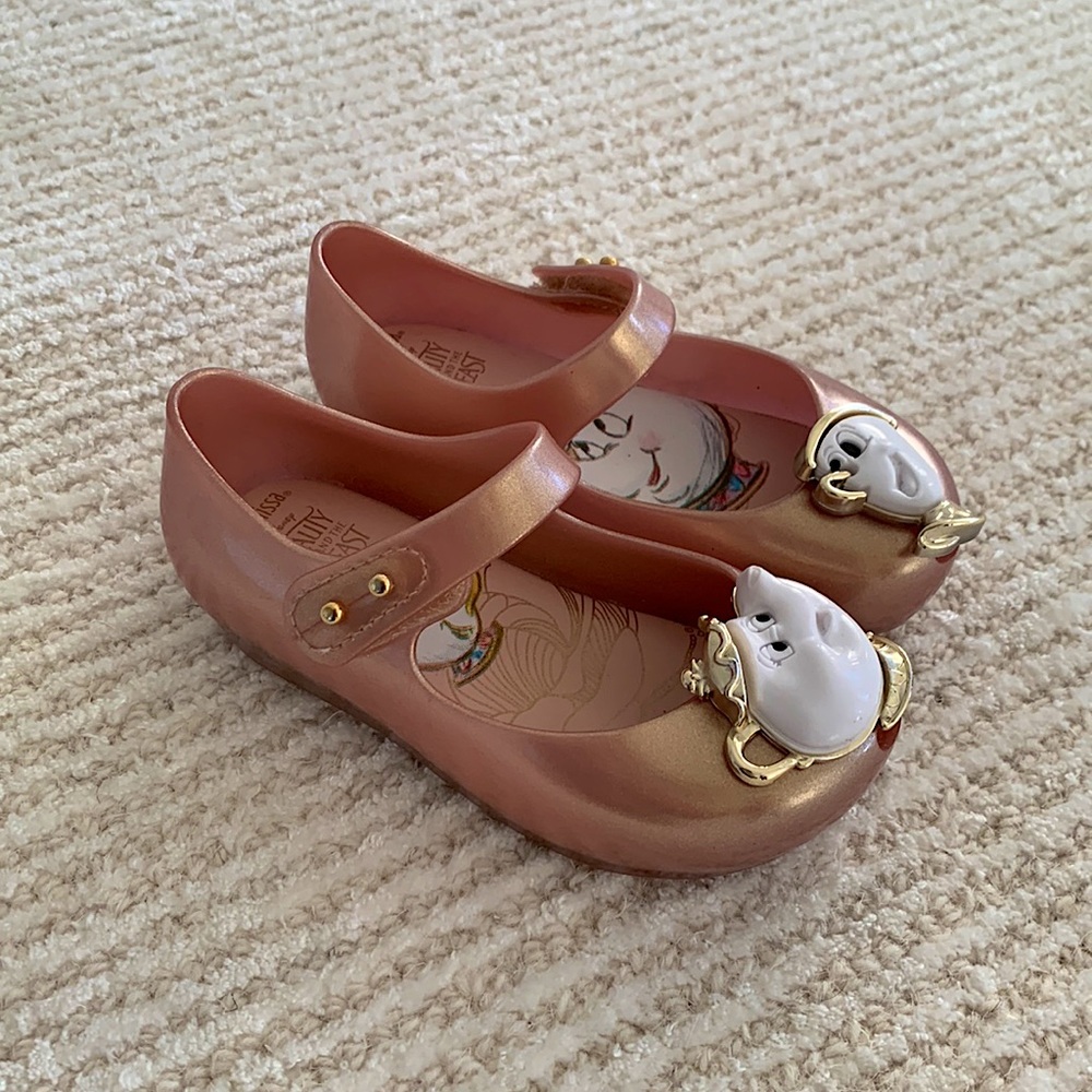 Mini Melissa beauty and the beast